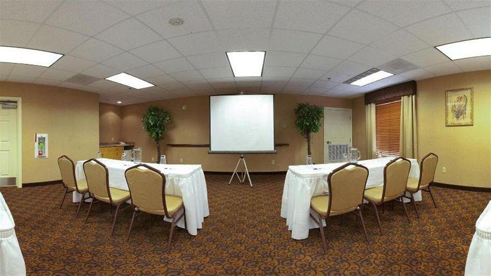 Holiday Inn Express Las Vegas-Nellis By Ihg Exterior foto
