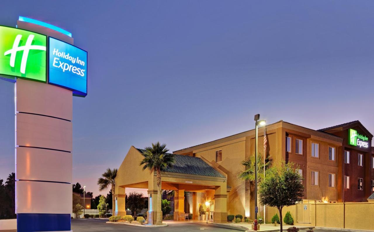 Holiday Inn Express Las Vegas-Nellis By Ihg Exterior foto