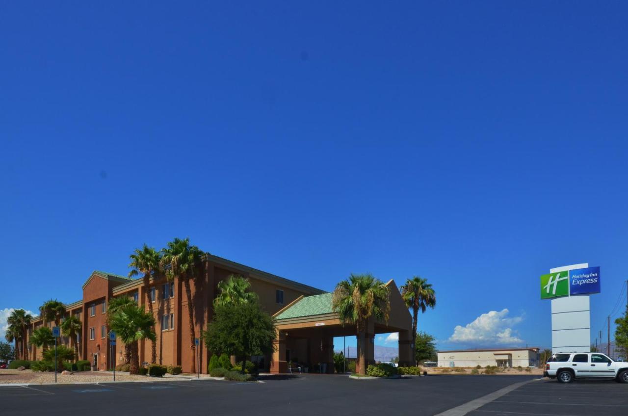 Holiday Inn Express Las Vegas-Nellis By Ihg Exterior foto