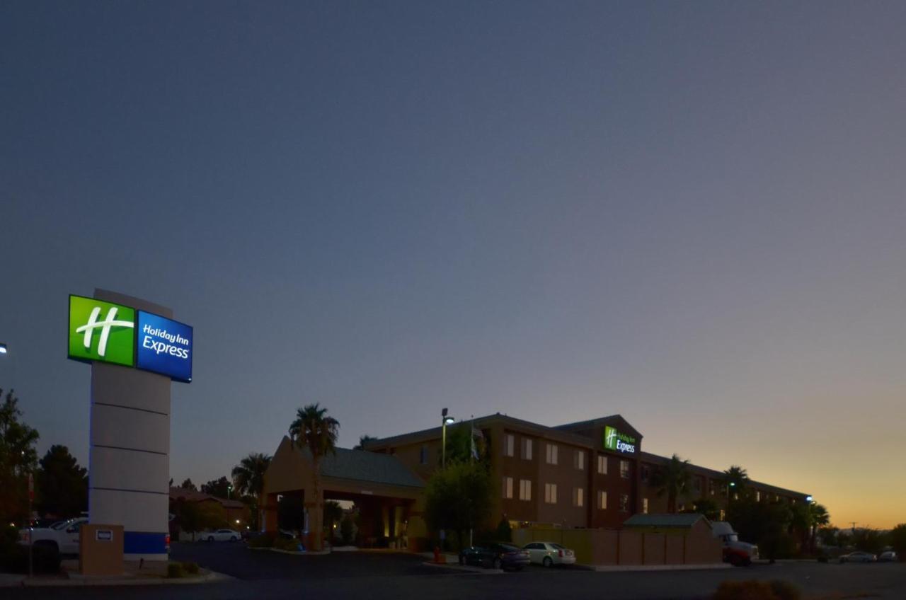 Holiday Inn Express Las Vegas-Nellis By Ihg Exterior foto