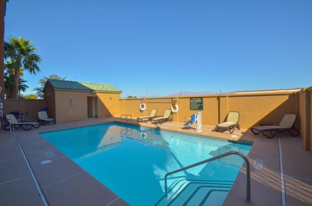 Holiday Inn Express Las Vegas-Nellis By Ihg Exterior foto