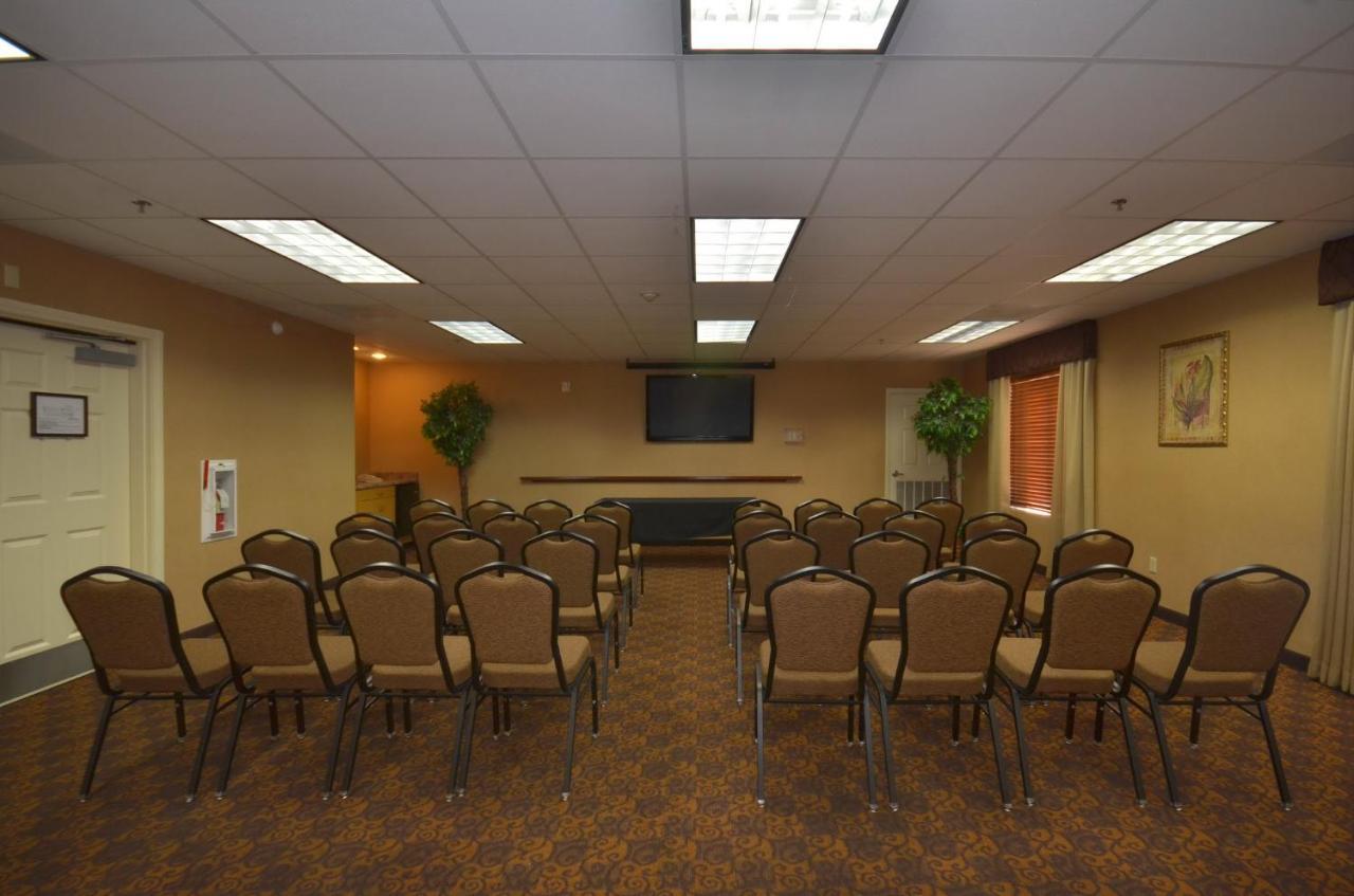 Holiday Inn Express Las Vegas-Nellis By Ihg Exterior foto