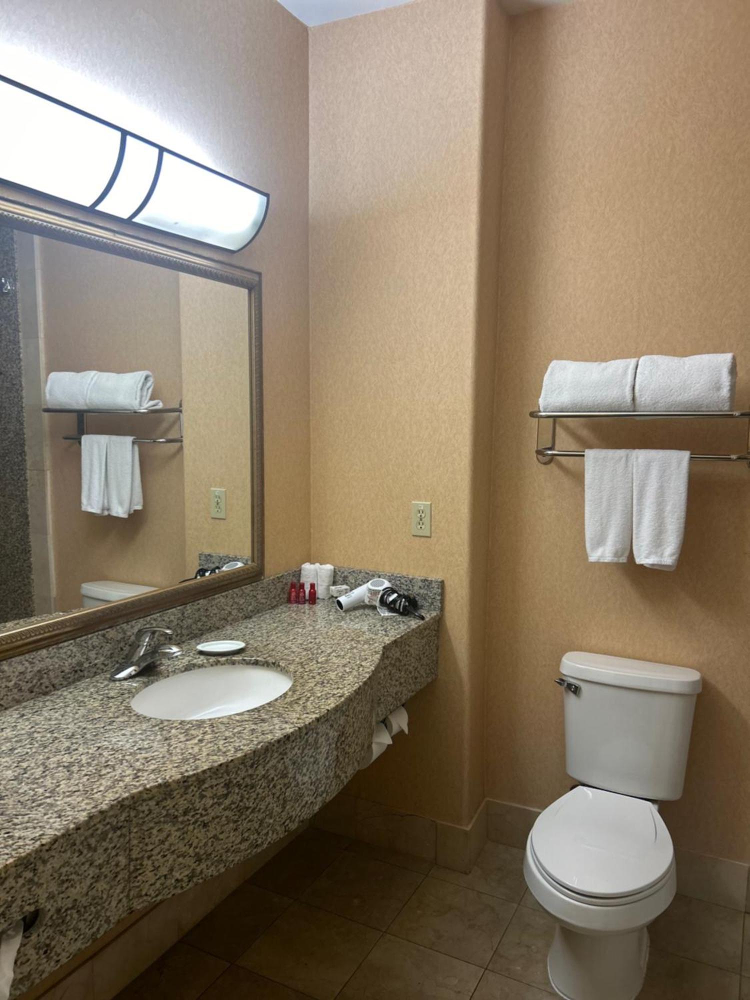 Holiday Inn Express Las Vegas-Nellis By Ihg Exterior foto