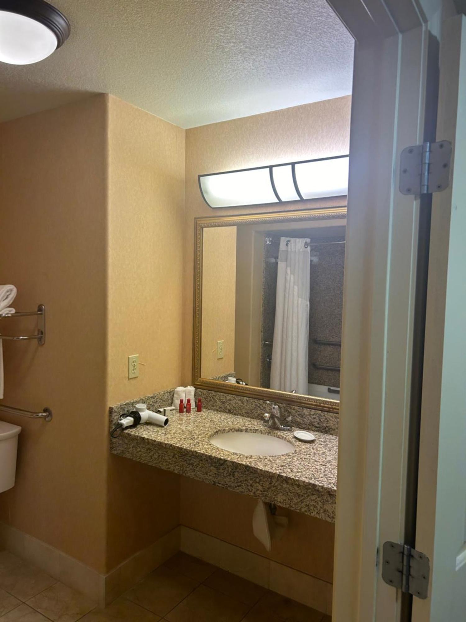 Holiday Inn Express Las Vegas-Nellis By Ihg Exterior foto